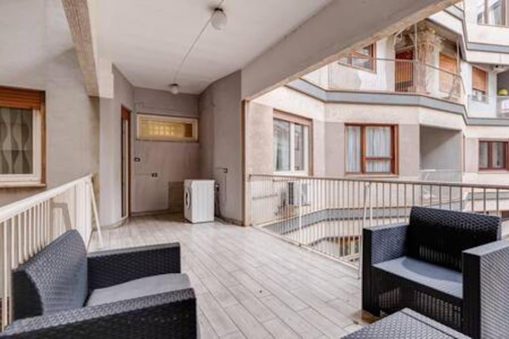 Domus Laterani By Jfm - Comfortable Apartment Big Terrace Colosseo Roma Eksteriør bilde