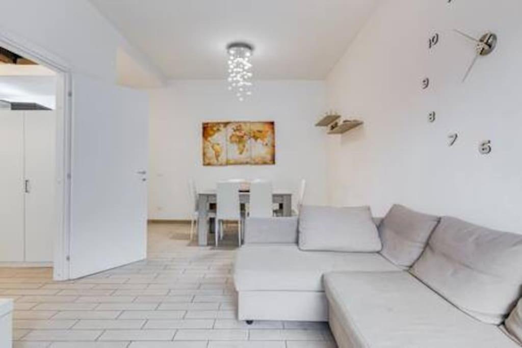 Domus Laterani By Jfm - Comfortable Apartment Big Terrace Colosseo Roma Eksteriør bilde