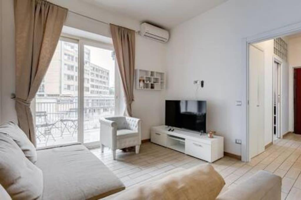 Domus Laterani By Jfm - Comfortable Apartment Big Terrace Colosseo Roma Eksteriør bilde